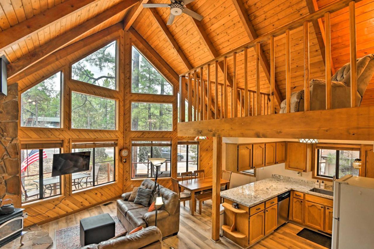 Secluded Munds Park Cabin With Deck And Lake Access エクステリア 写真