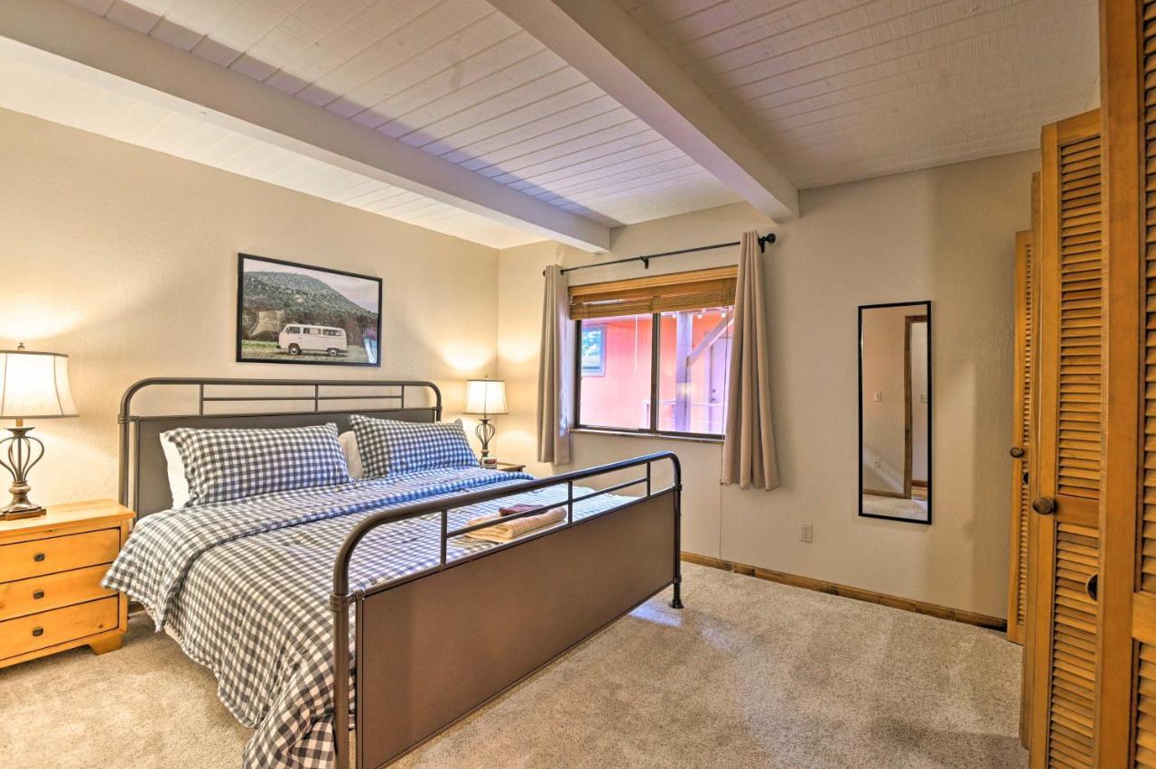 Secluded Munds Park Cabin With Deck And Lake Access エクステリア 写真